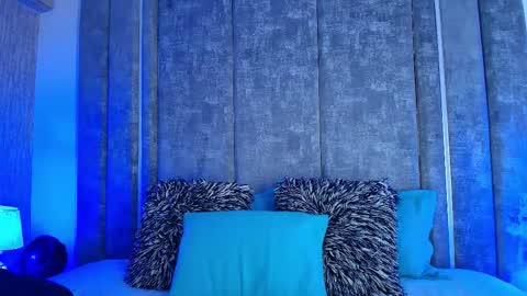 Snapshot of amarettho chatting on February 13, 10:00 am Emily online show from February 13, 10:00 am