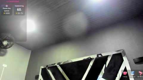 Snapshot of amarettho chatting on February 16, 10:00 am Emily online show from February 16, 10:00 am