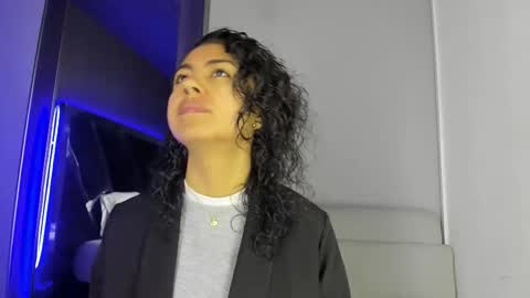 Snapshot of amarettho chatting on February 25, 11:20 am Emily online show from February 25, 11:20 am