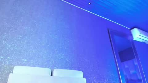 Snapshot of amarettho chatting on February 27, 9:20 am Emily online show from February 27, 9:20 am