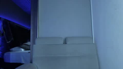 Snapshot of amarettho chatting on March 19, 9:24 am Emily online show from March 19, 9:24 am