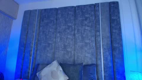 Snapshot of amarettho chatting on March 23, 11:03 am Emily online show from March 23, 11:03 am