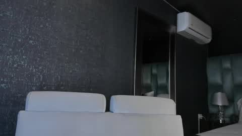 Snapshot of amarettho chatting on March 30, 9:43 am Emily online show from March 30, 9:43 am