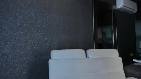 Snapshot of amarettho chatting on April 1, 9:21 am Emily online show from April 1, 9:21 am