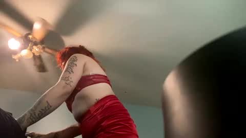 Snapshot of amarie198807 chatting on December 6, 3:44 pm amarie198807 online show from December 6, 3:44 pm