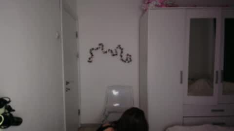 Snapshot of amateur_fitbabex chatting on October 13, 5:51 am amateur_fitbabex online show from October 13, 5:51 am