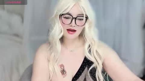 yooo online show from March 11, 4:35 pm