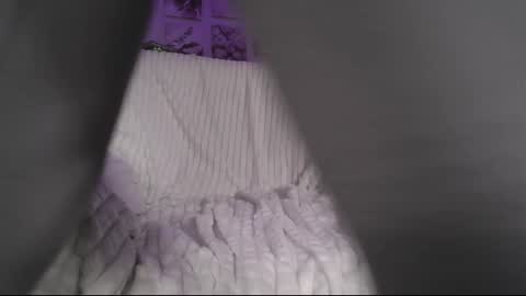 Snapshot of amazing_agness chatting on February 27, 10:59 am amazing_agness online show from February 27, 10:59 am