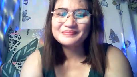 amazing angel online show from March 21, 8:01 pm