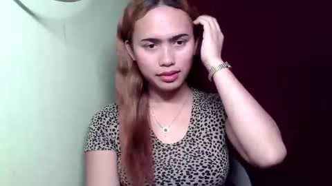 Snapshot of amazing_yella69 chatting on April 2, 9:40 am YELLA online show from April 2, 9:40 am