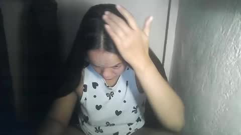 Snapshot of amazingass4u chatting on April 19, 6:43 pm SizzlingAss4u online show from April 19, 6:43 pm