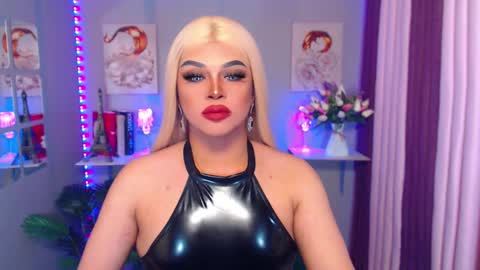 Snapshot of amazingfatcock_ts chatting on January 8, 2:46 pm MISS JAZMINE QUEEN OF HELLFIRE online show from January 8, 2:46 pm