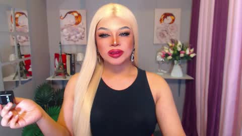 Snapshot of amazingfatcock_ts chatting on January 10, 12:26 pm MISS JAZMINE QUEEN OF HELLFIRE online show from January 10, 12:26 pm