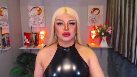 Snapshot of amazingfatcock_ts chatting on January 11, 5:51 pm MISS JAZMINE QUEEN OF HELLFIRE online show from January 11, 5:51 pm