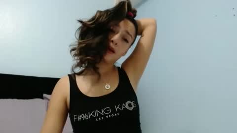 Snapshot of amazingzo chatting on May 10, 6:24 pm amazingzo online show from May 10, 6:24 pm