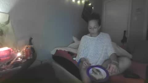 Snapshot of amazinlee69 chatting on September 22, 8:27 am amazinlee69 online show from September 22, 8:27 am