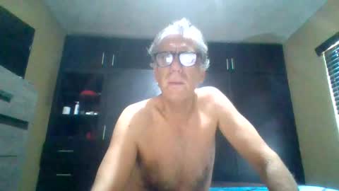 Snapshot of ambar54 chatting on November 14, 6:39 pm ambar54 online show from November 14, 6:39 pm