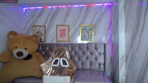 Snapshot of ambar72_b chatting on December 26, 4:04 pm LIVE 0730AM-0200PM online show from December 26, 4:04 pm