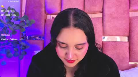   online show from November 24, 7:02 pm