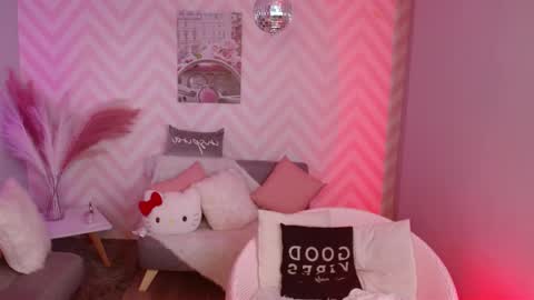 Snapshot of ambar_lanie chatting on March 28, 8:41 pm Ambar online show from March 28, 8:41 pm