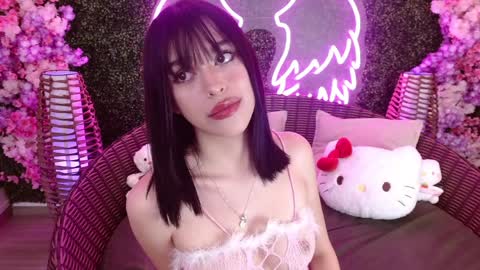Snapshot of ambar_lanie chatting on April 3, 9:57 pm Ambar online show from April 3, 9:57 pm