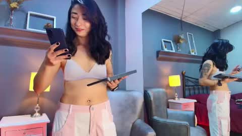 CALL ME ABRIL online show from March 7, 3:31 pm