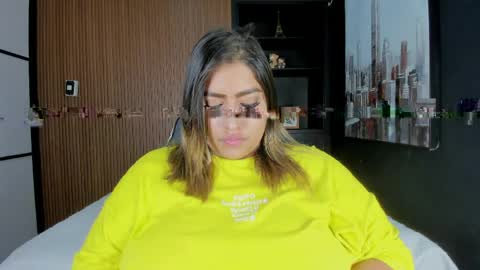 Ambar online show from April 26, 9:12 pm