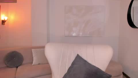 Ambar  online show from May 7, 11:26 am