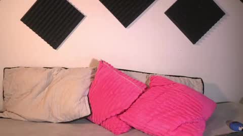 Amber online show from May 1, 12:59 am