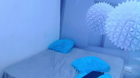 ambel_rose online show from May 15, 1:12 am