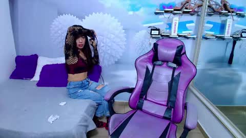 ambel_rose online show from May 16, 4:09 am