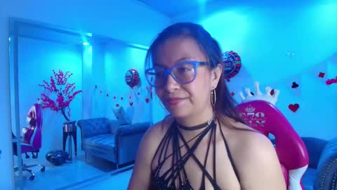 amber__rouge online show from February 12, 3:56 am