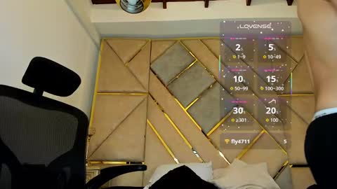 Amber  online show from October 5, 3:21 pm