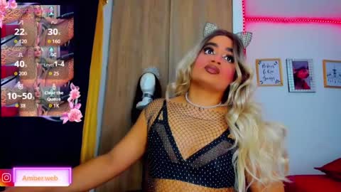 Snapshot of amber_bigcum chatting on July 7, 11:42 pm Amber sofia pitter online show from July 7, 11:42 pm