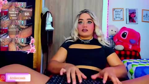 Snapshot of amber_bigcum chatting on July 18, 11:14 am Amber sofia pitter online show from July 18, 11:14 am