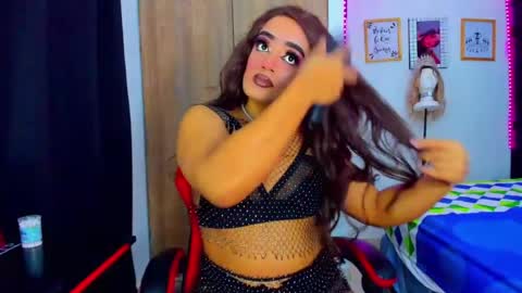 Snapshot of amber_bigcum chatting on July 24, 10:30 pm Amber sofia pitter online show from July 24, 10:30 pm