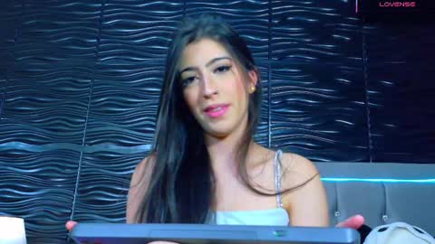 amber_bull online show from September 23, 12:30 pm