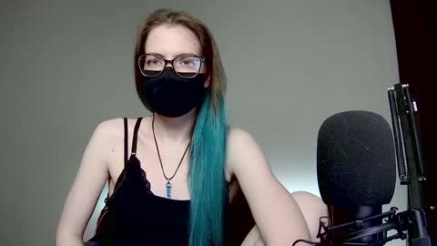 Snapshot of amber_candyfloss chatting on January 6, 3:31 am Amber non-nude model online show from January 6, 3:31 am