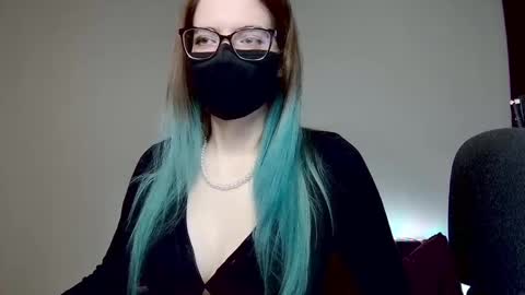 Snapshot of amber_candyfloss chatting on February 7, 12:20 am Amber non-nude model online show from February 7, 12:20 am
