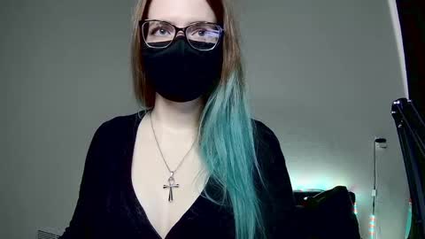 Snapshot of amber_candyfloss chatting on March 3, 6:04 am Amber non-nude model online show from March 3, 6:04 am