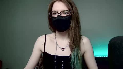 Amber non-nude model online show from October 16, 5:08 am