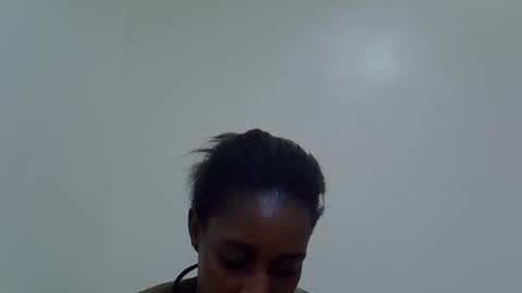 Snapshot of amber_cutie2 chatting on March 11, 10:42 pm amber_cutie2 online show from March 11, 10:42 pm
