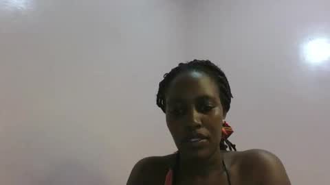 amber_cutie2 online show from November 16, 8:58 pm