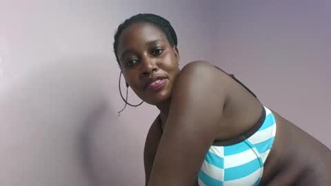 Snapshot of amber_cutie2 chatting on March 15, 1:33 am amber_cutie2 online show from March 15, 1:33 am