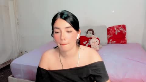 Snapshot of amber_landy1 chatting on March 29, 4:34 am amber online show from March 29, 4:34 am