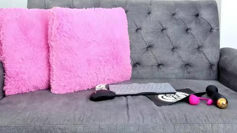 Snapshot of amber_martinezz chatting on February 23, 4:24 pm ammber online show from February 23, 4:24 pm