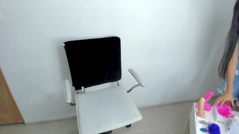 Snapshot of amber_martinezz chatting on February 26, 12:03 pm ammber online show from February 26, 12:03 pm