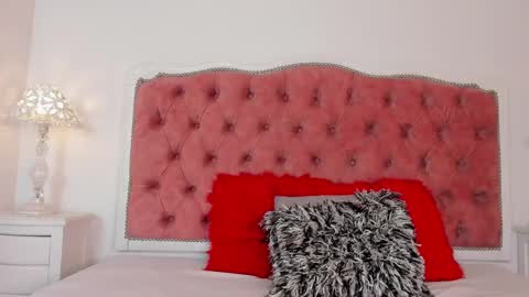 julieta  online show from September 10, 12:27 pm