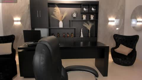  Amber   online show from October 4, 7:01 pm