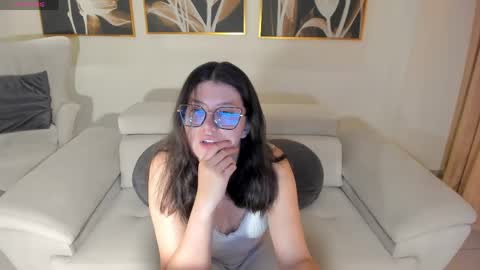 Amber  online show from May 12, 4:09 am